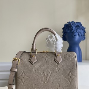 루이비통 Louis Vuitton 스피디 반둘리에 25 M58947