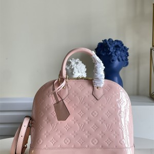 루이비통 Louis Vuitton  M91611   알마PM