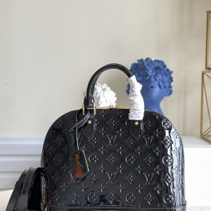 루이비통 Louis Vuitton  M91611   알마PM