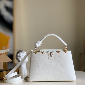 루이비통 Louis Vuitton   카퓌신MM 31CM  M54663