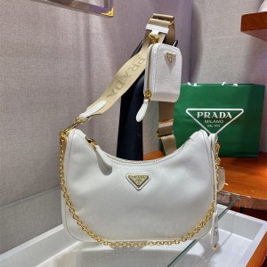 프라다 테수토 체인 스트랩 호보백 1BH204 