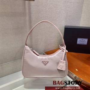 프라다 리에디션 나일론 호보백 블랙 1NE515