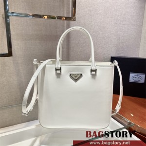 프라다 브러쉬드 레더 토트백 1BA330