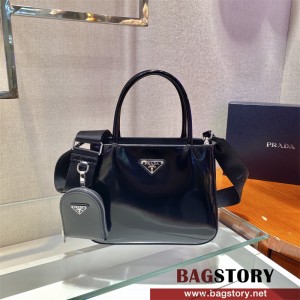 프라다 브러시드 레더 토트백 1BA320