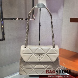 프라다 퀼팅 스펙트럼 숄더백 1BD231