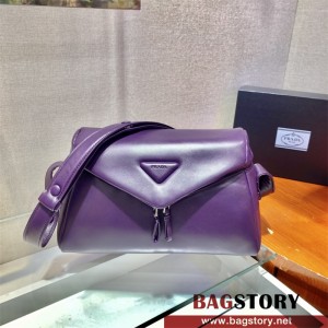 프라다 나파 가죽 패딩 프라다 시뇨백 1BC165