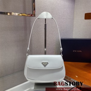 프라다 클레오 브러시드 플랩백 1BD311