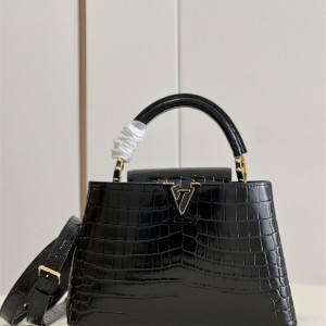 루이비통 Louis Vuitton 카퓌신BB 27CMM 48865
