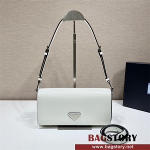 프라다 삼각로고 브러시드 팜므백 1BD323