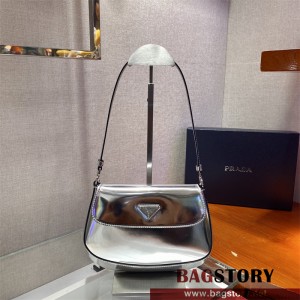 프라다 클레오 브러시드 플랩백 1BD311