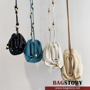 보테가베네타 숄더백 만두백