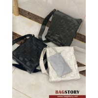 보테가베네타 BV 카세트 메신저백 51480