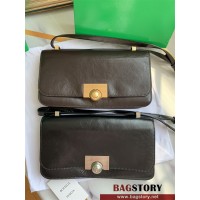 보테가베네타 크로스백 70322