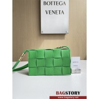 보테가베네타 카세트 크로스백 666870