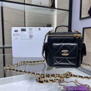 샤넬 CHANEL  체인 코스메틱 케이스 크로스백 AP3016