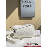 보테가베네타 인트레치오 웨빙 크로스바디백 690966