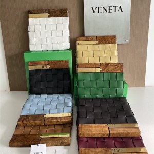 보테가베네타 클러치백 남여공용70394