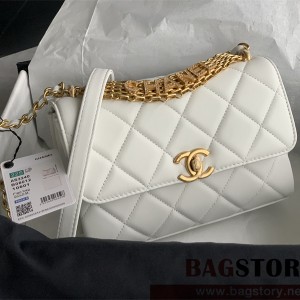 샤넬 CHANEL 램스킨 퀄팅 cc로고 핸들 스몰 플랩 크로스백 AS3240 21CM