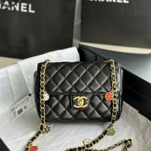샤넬 CHANEL 스몰 플랩백 19CM