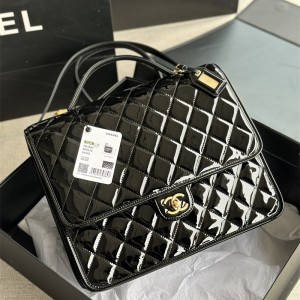 샤넬 CHANEL 페이턴트 카프스킨 골드 메탈 블랙 라지 백팩 AS3662