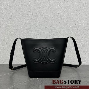 셀린느 트리오페 송아지가죽 버킷백 198243