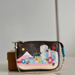 루이비통 Louis Vuitton 미니 포쉐트 악세수아M81637