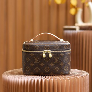 루이비통 Louis Vuitton  니스미니 모노그램 M44495