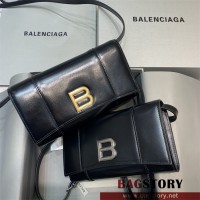 발렌시아가 BALENCIAGA