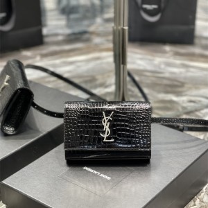 입생로랑 YSL 534395 18CM 여성가방 kate 케이트 벨트백