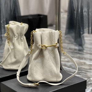 입생로랑 YSL 686310 22FW 여성 생로랑 초크 레더 버킷백