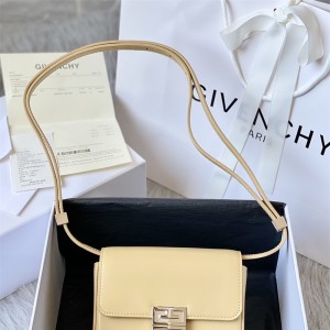 지방시 GIVENCHY 복스 레더 4G 체인백 미니