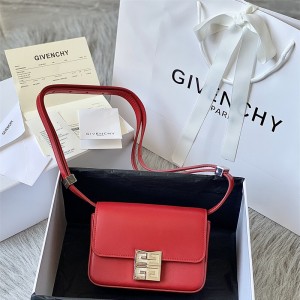 지방시 GIVENCHY 복스 레더 4G 체인백 미니