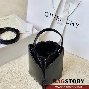 지방시 GIVENCHY  버킷백 