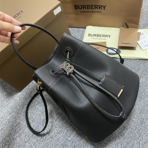 버버리 BURBERRY
