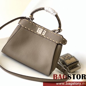 펜디 FENDI 피카부백  23CM