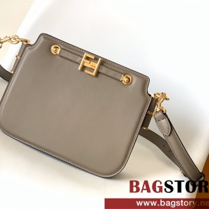 펜디 FENDI 터치 숄더백 26CM