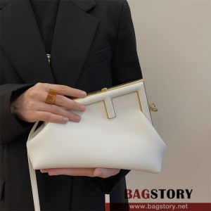 펜디 FENDI  퍼스트백 26CM