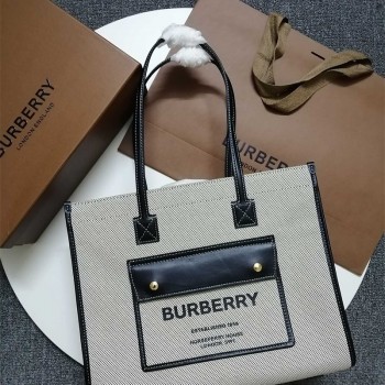 버버리 BURBERRY