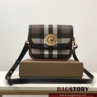 버버리 BURBERRY