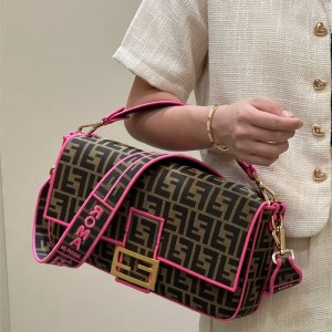 펜디 FENDI 바게트백 32cm