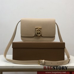 버버리 BURBERRY