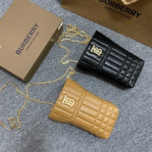 버버리 BURBERRY