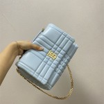 버버리 BURBERRY
