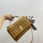 버버리 BURBERRY