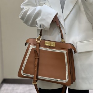 펜디 FENDI 피카부백 33CM
