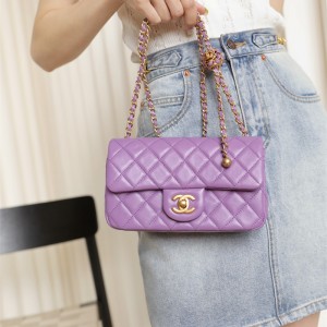 샤넬 CHANEL 골드볼 램스킨 클래식백 20CM