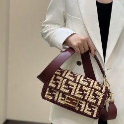 펜디 FENDI 바게트백 27CM