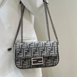 펜디 FENDI 바게트백 24CM