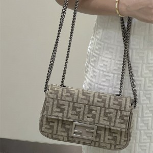 펜디 FENDI 바게트백 24CM