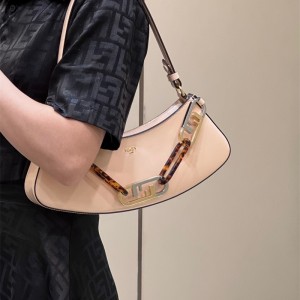 펜디 FENDI 오락 스윙 파우치백